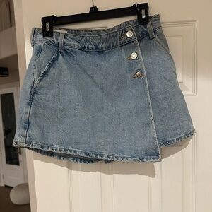 Zara Blue Denim Mini Skirt/ Skort with Button Detail